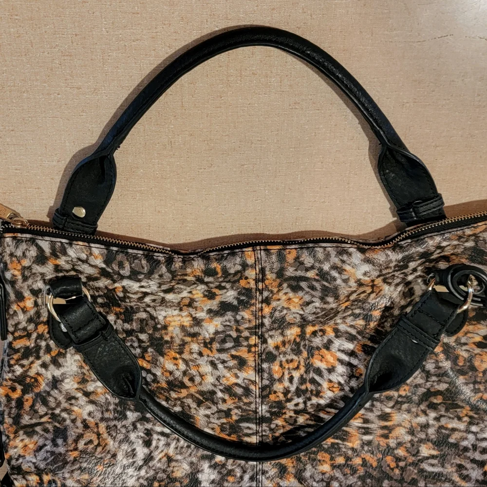 Jessica Simpson Animal Print Bag Hobo Handbag‎